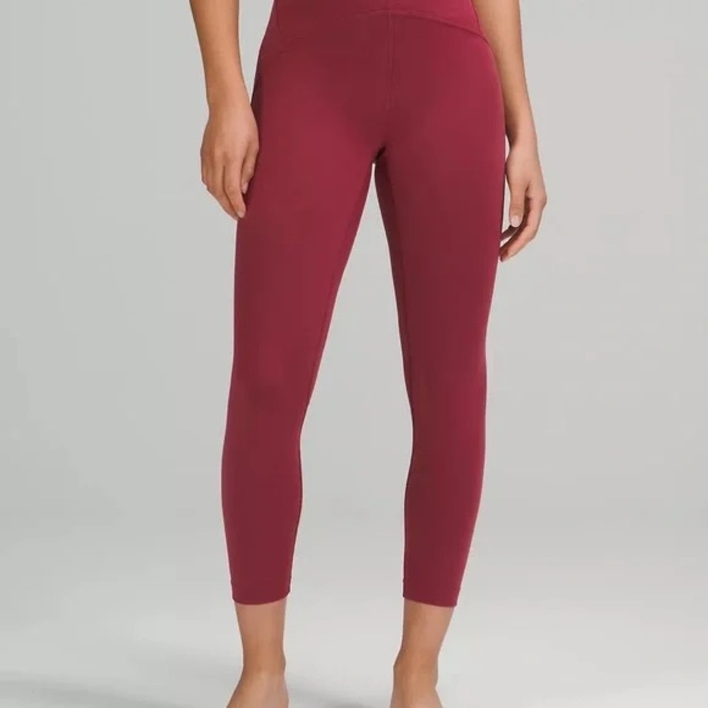 Lululemon Wunder Under Leggings Size 14 Merlot‎ 25 High Rise Luxtreme